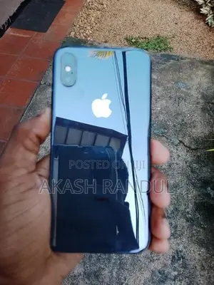 Apple iPhone X (Used)