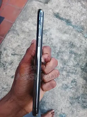 Apple iPhone X (Used)