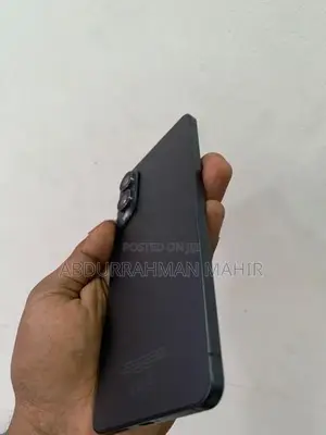 Samsung Galaxy S25 (Used)