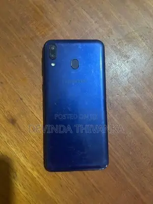 Samsung Galaxy M20 (Used)