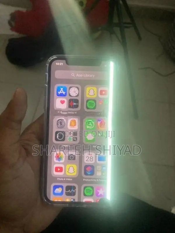 Apple iPhone X (Used)