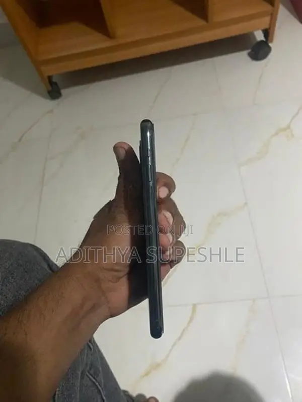 Apple iPhone 11 Pro (Used)