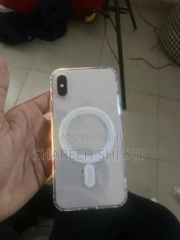Apple iPhone X (Used)