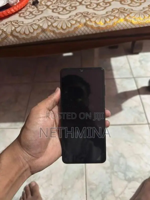 Samsung Galaxy A06 (Used)