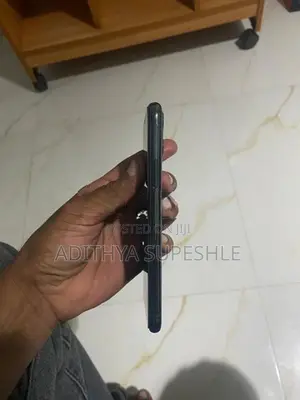 Apple iPhone 11 Pro (Used)