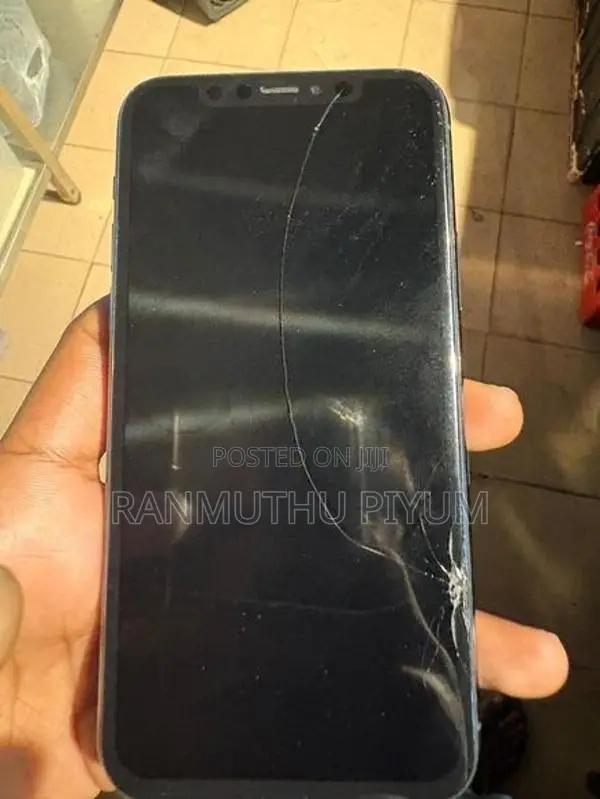 Apple iPhone 11 Pro (Used)