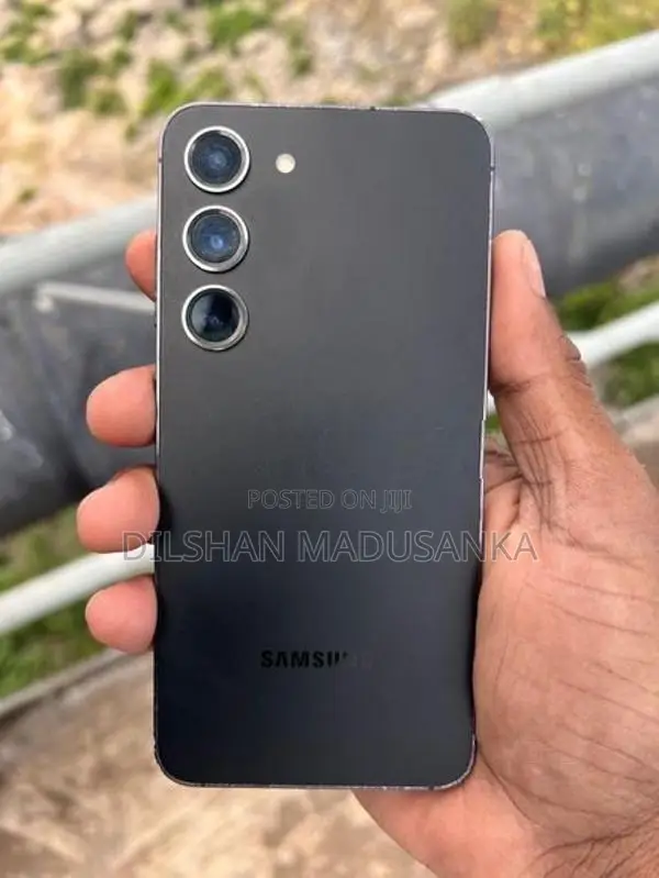 Samsung Galaxy S23 (Used)