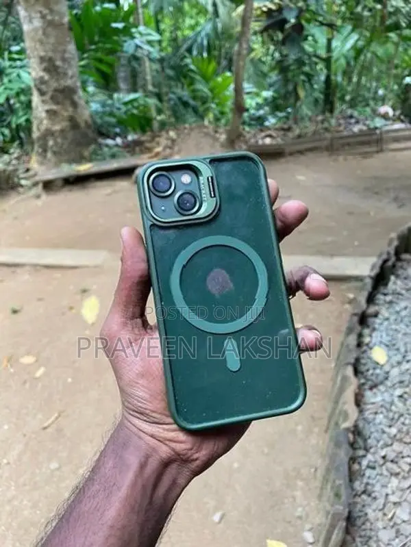 Apple iPhone 13 (Used)