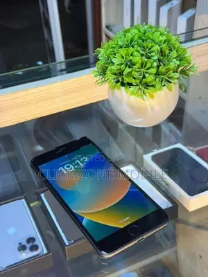 Apple iPhone 8 Plus 64GB (Used)