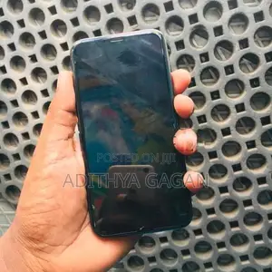 Apple iPhone 11 Pro (Used)