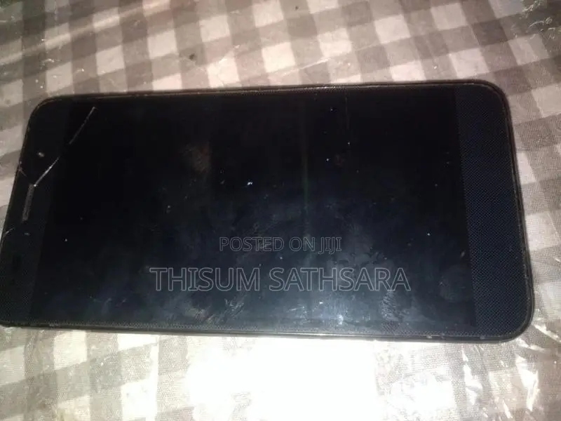 Huawei Y6 (Used)