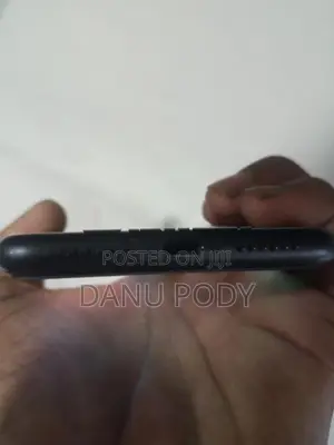 Apple iPhone 11 (Used)
