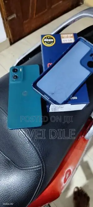 Moto G5 4GB 64GB (Used)