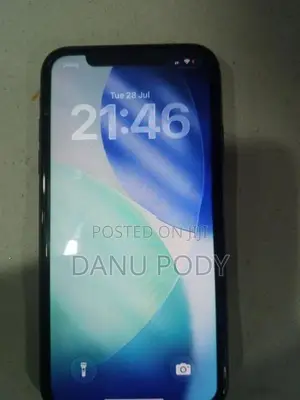 Apple iPhone 11 (Used)