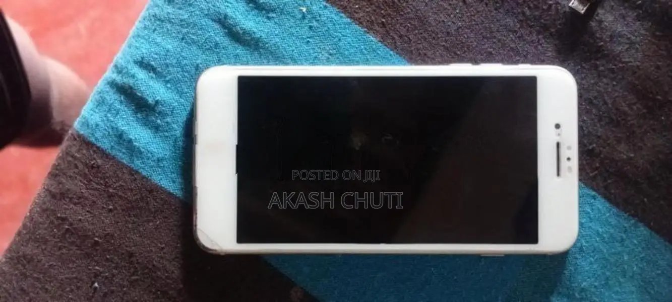 Apple iPhone 8 Plus (Used)