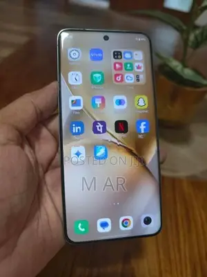 Vivo X200 (Used)