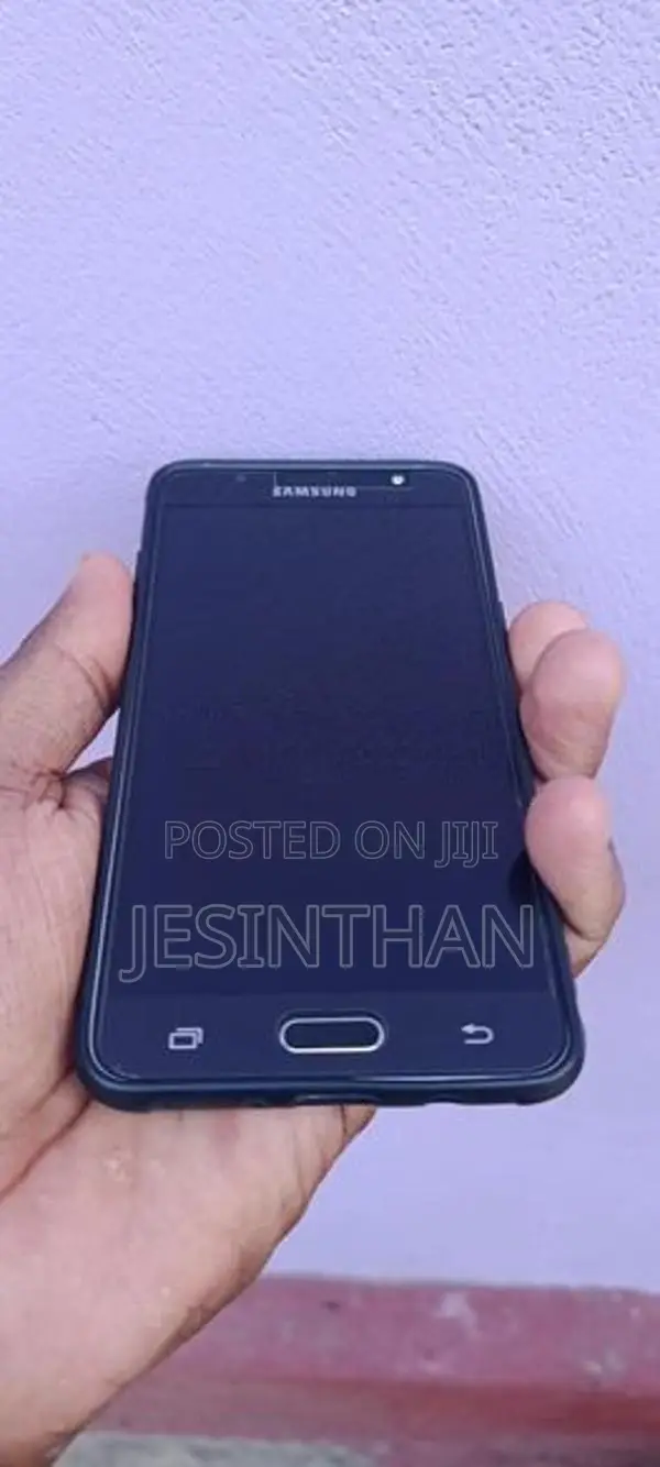 Samsung Galaxy J5 (Used)