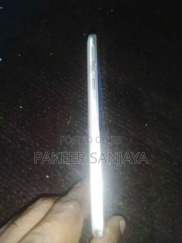 Samsung Galaxy J5 (Used)
