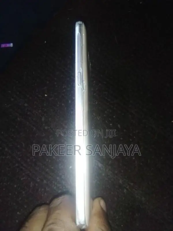 Samsung Galaxy J5 (Used)