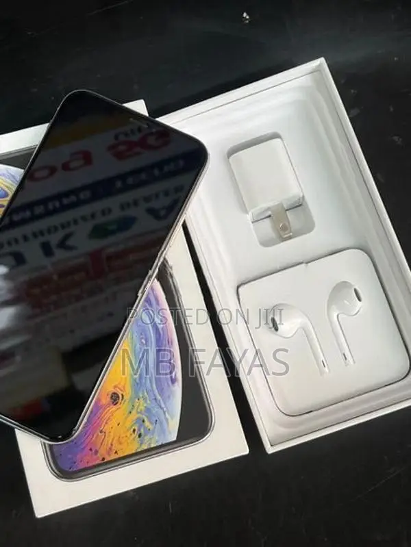 Apple iPhone XS (Used)