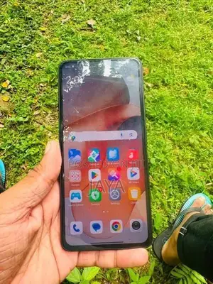 Xiaomi Redmi Note 13 8GB Ram/256GB Rom (Used)
