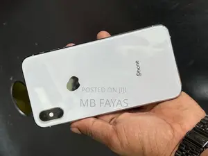 Apple iPhone XS (Used)