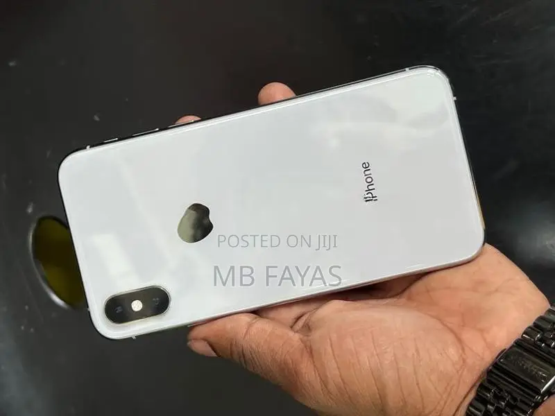 Apple iPhone XS (Used)