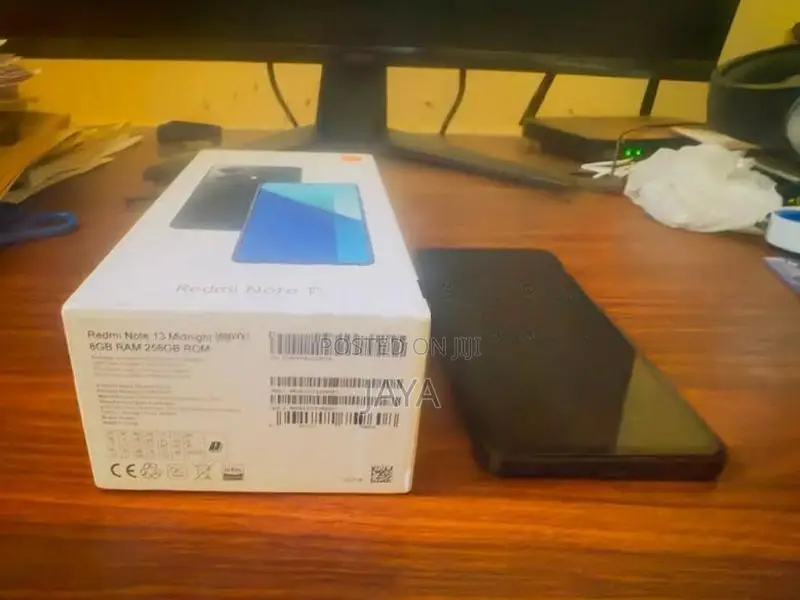 Xiaomi Redmi Note 13 8GB Ram/256GB Rom (Used)