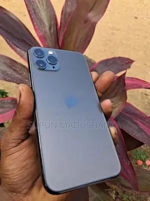 Apple iPhone 11 Pro 256GB (Used)