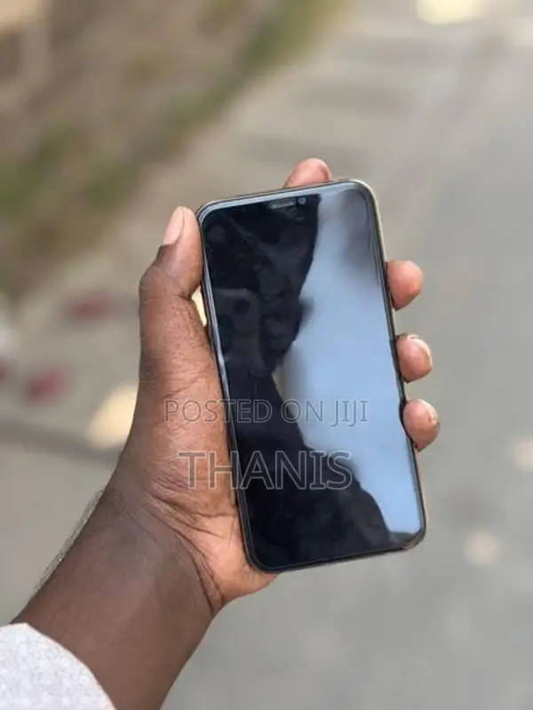 Apple iPhone 11 Pro (Used)