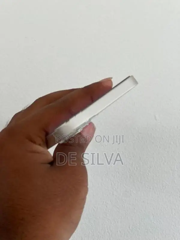 Apple iPhone 13 (Used)