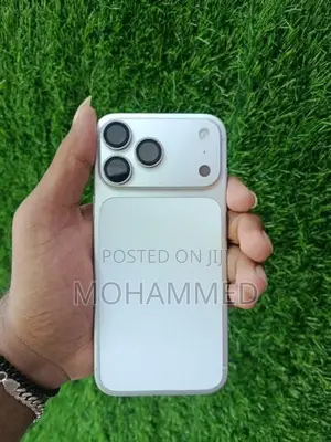 Apple iPhone 17 Pro Max (Brand New)