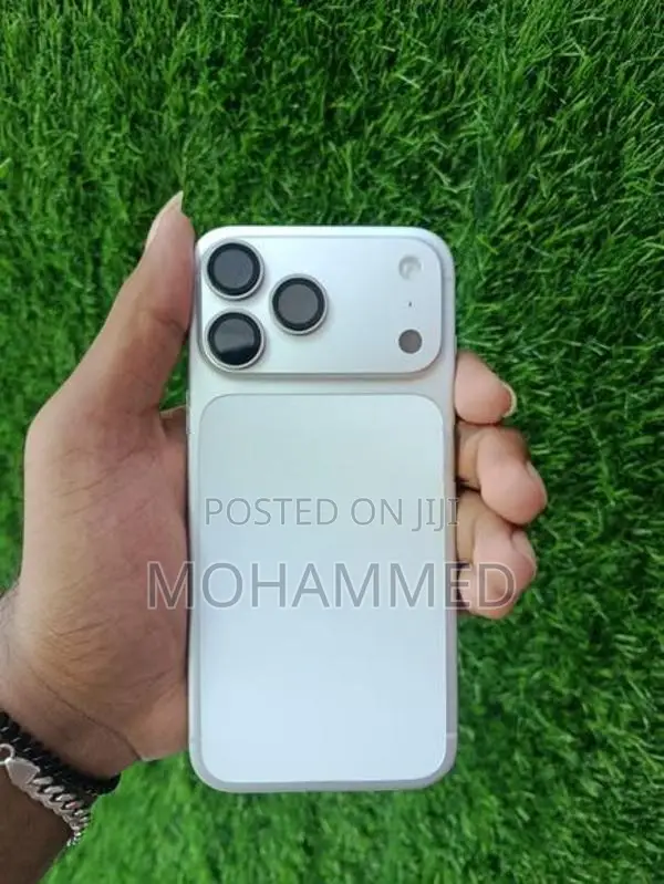 Apple iPhone 17 Pro Max (Brand New)