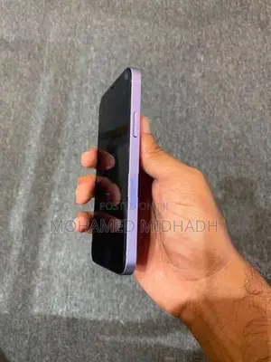 Apple iPhone 12 (Used)