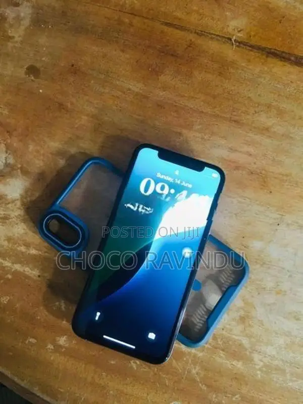 Apple iPhone XS (Used)