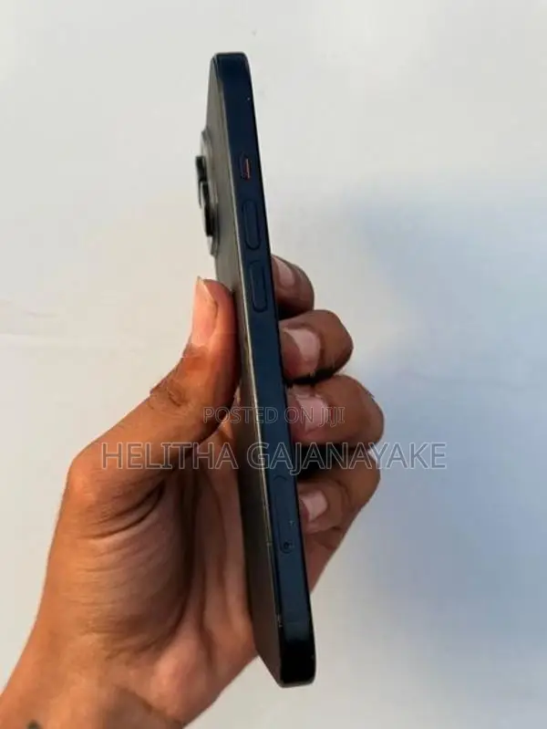 Apple iPhone 15 128GB (Used)