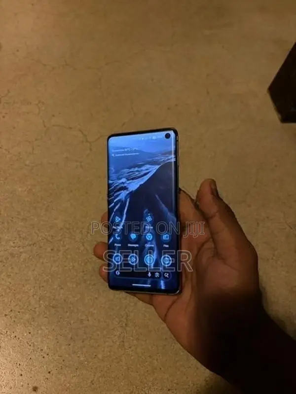 Samsung Galaxy S10 128GB (Used)