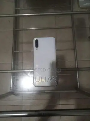 Samsung Galaxy A50 S (Used)