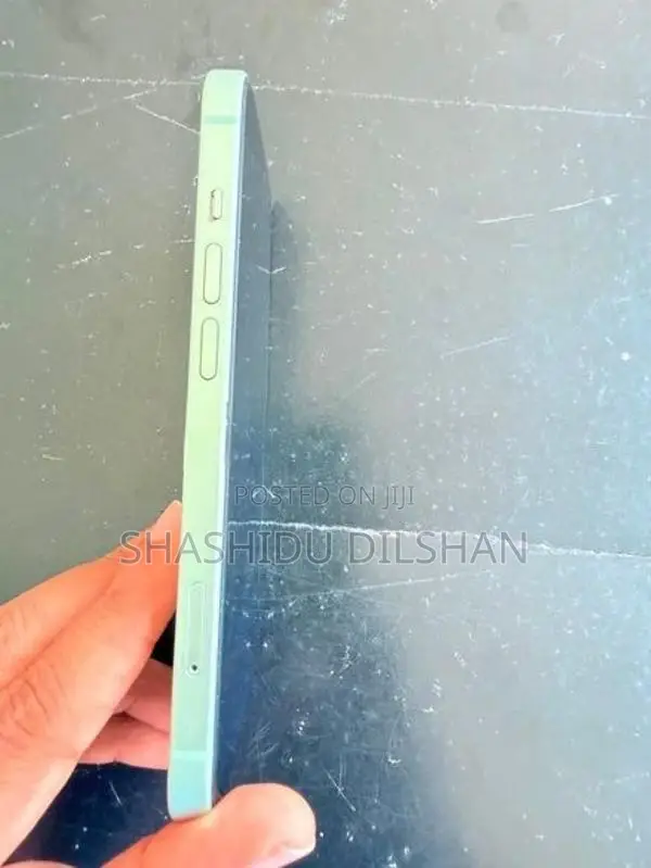 Apple iPhone 15 (Used)