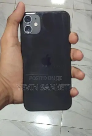 Apple iPhone 11 (Used)