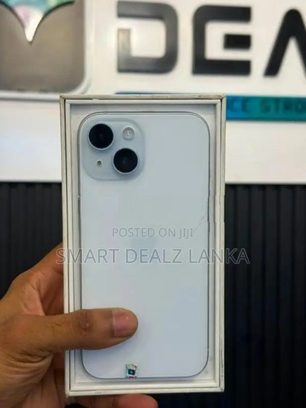 Apple iPhone 15 128GB (Used)