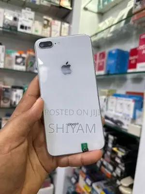 Apple iPhone 8 Plus (Used)