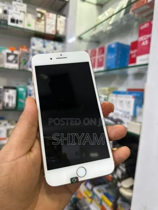 Apple iPhone 8 Plus (Used)