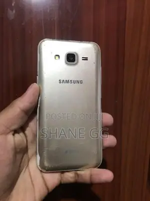 Samsung Galaxy J5 8GB (Used)