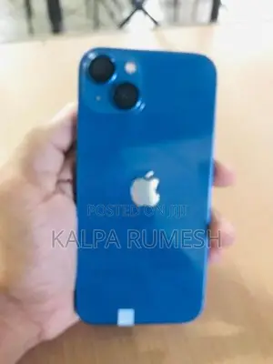 Apple iPhone 13 (Used)