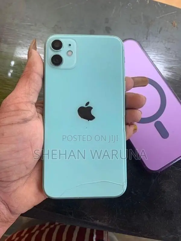 Apple iPhone 11 (Used)