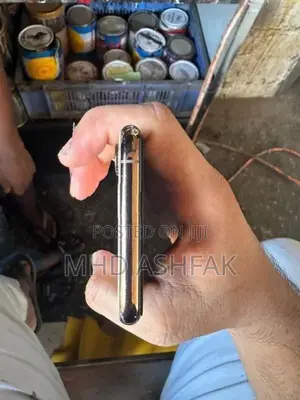 Apple iPhone XS (Used)