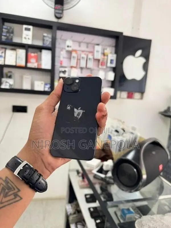 Apple iPhone 14 i Phone 128GB (Used)