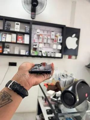 Apple iPhone 14 i Phone 128GB (Used)