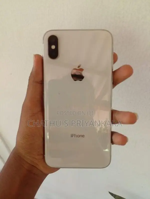 Apple iPhone X (Used)